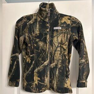 Columbia Tan and Black Camouflage Fleece Jacket (Medium Youth Boys)